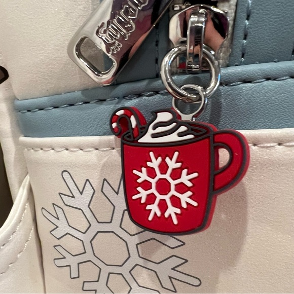 Loungefly Disney Lilo & Stitch Stitch Snow Angel Cosplay Mini Backpack NWT - Picture 3 of 9